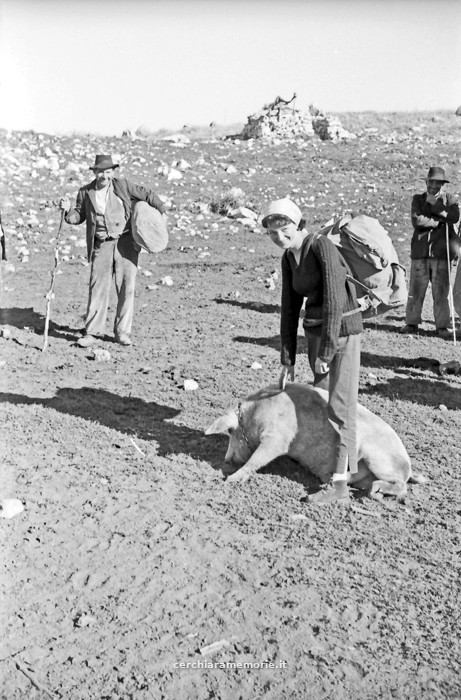 Pastori e speleologi, Pollino, 1961, foto di Franco Actis, Archivio GSP